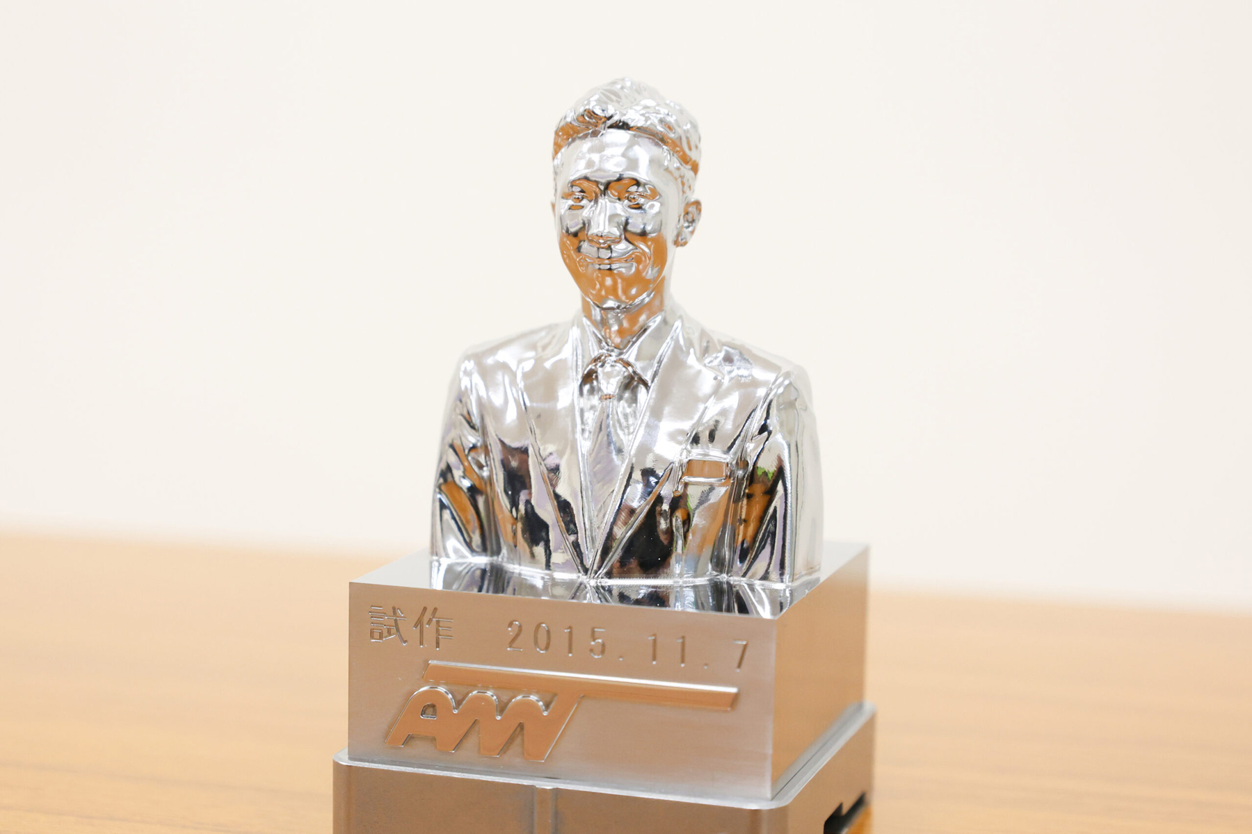 鏡面ラップ・仕上げの熟練技術